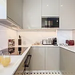 Sea View Terrace Penthouse Garage Walk To The Palais 度假居 戛纳