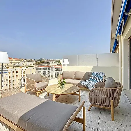 Sea View Terrace Penthouse Garage Walk To The Palais 度假居 *