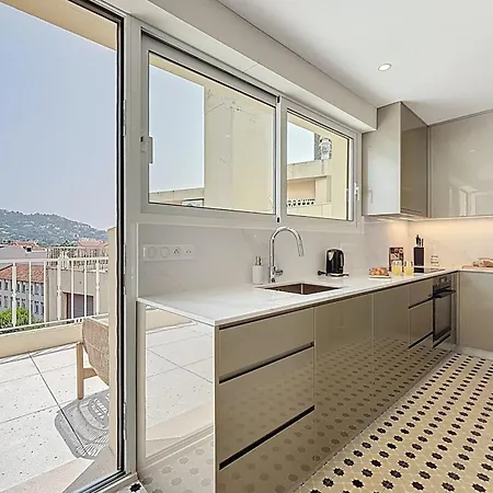 Semesterbostad Sea View Terrace Penthouse Garage Walk To The Palais *